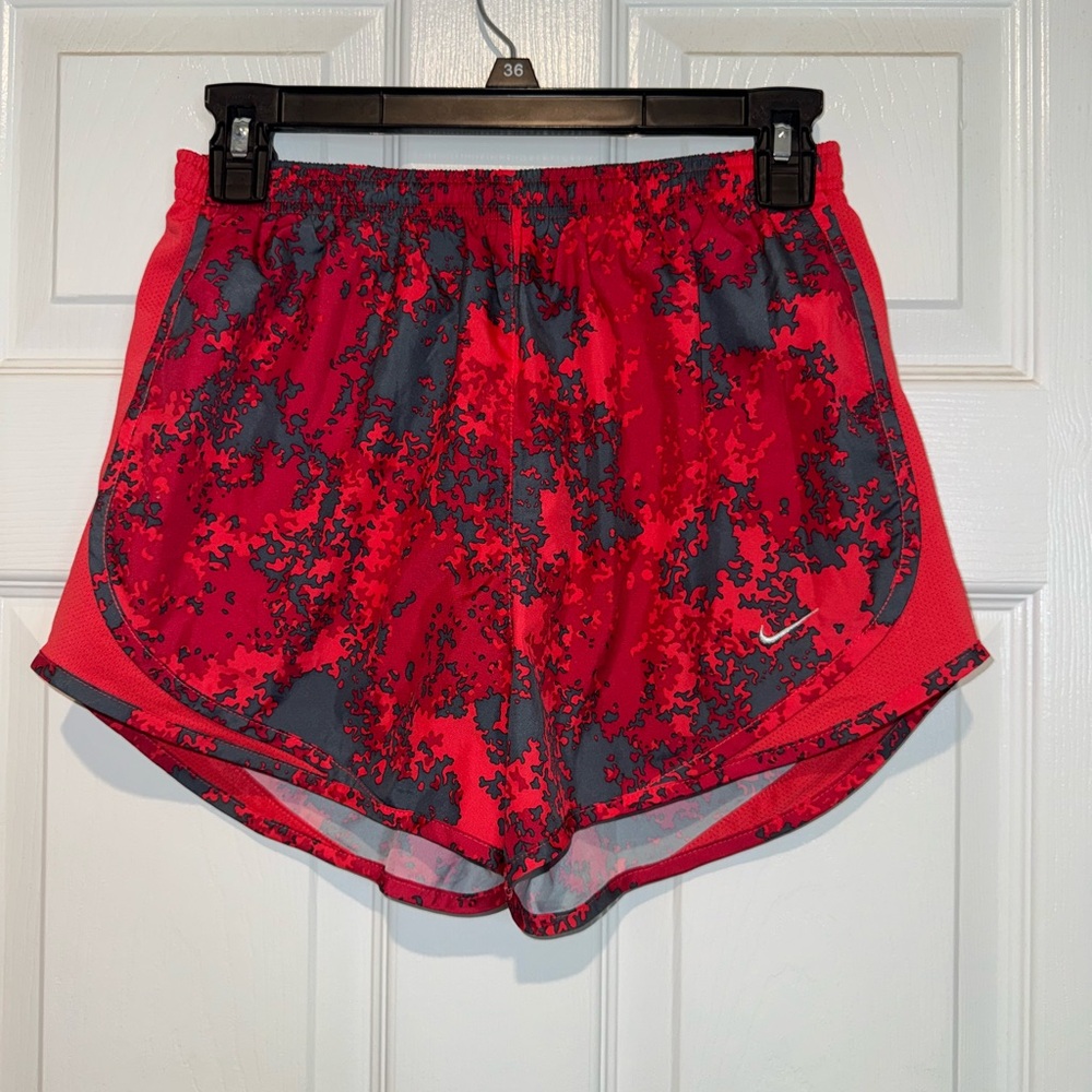 Nike Red and Gray Athletic Shorts Lightweight Elastic Waist. Size S